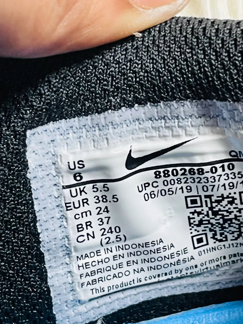 Nike men’s | Black & White