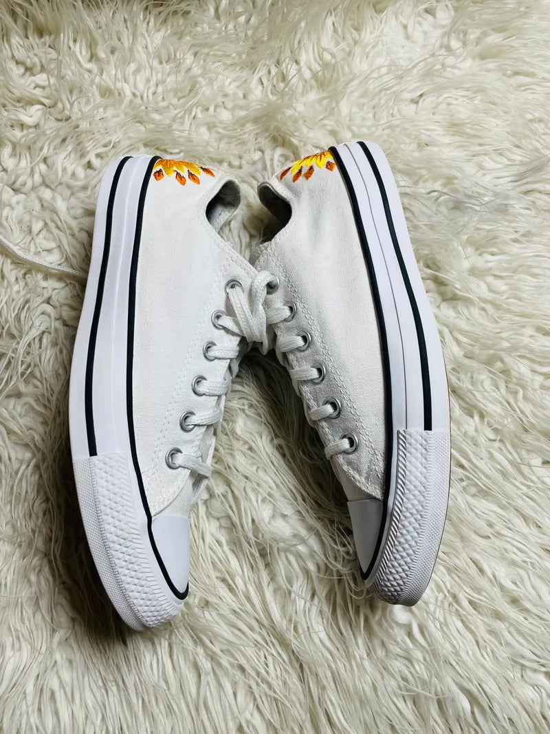 Chuck Taylor | White | Lo top | Converse