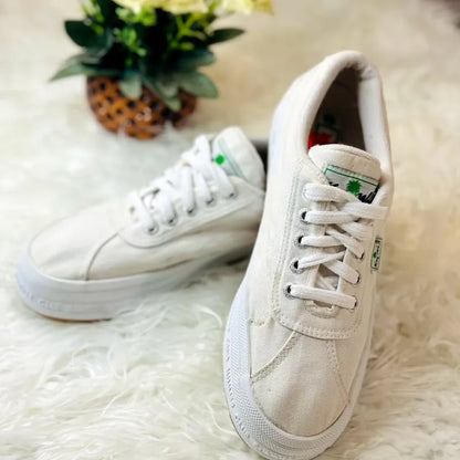 Van's