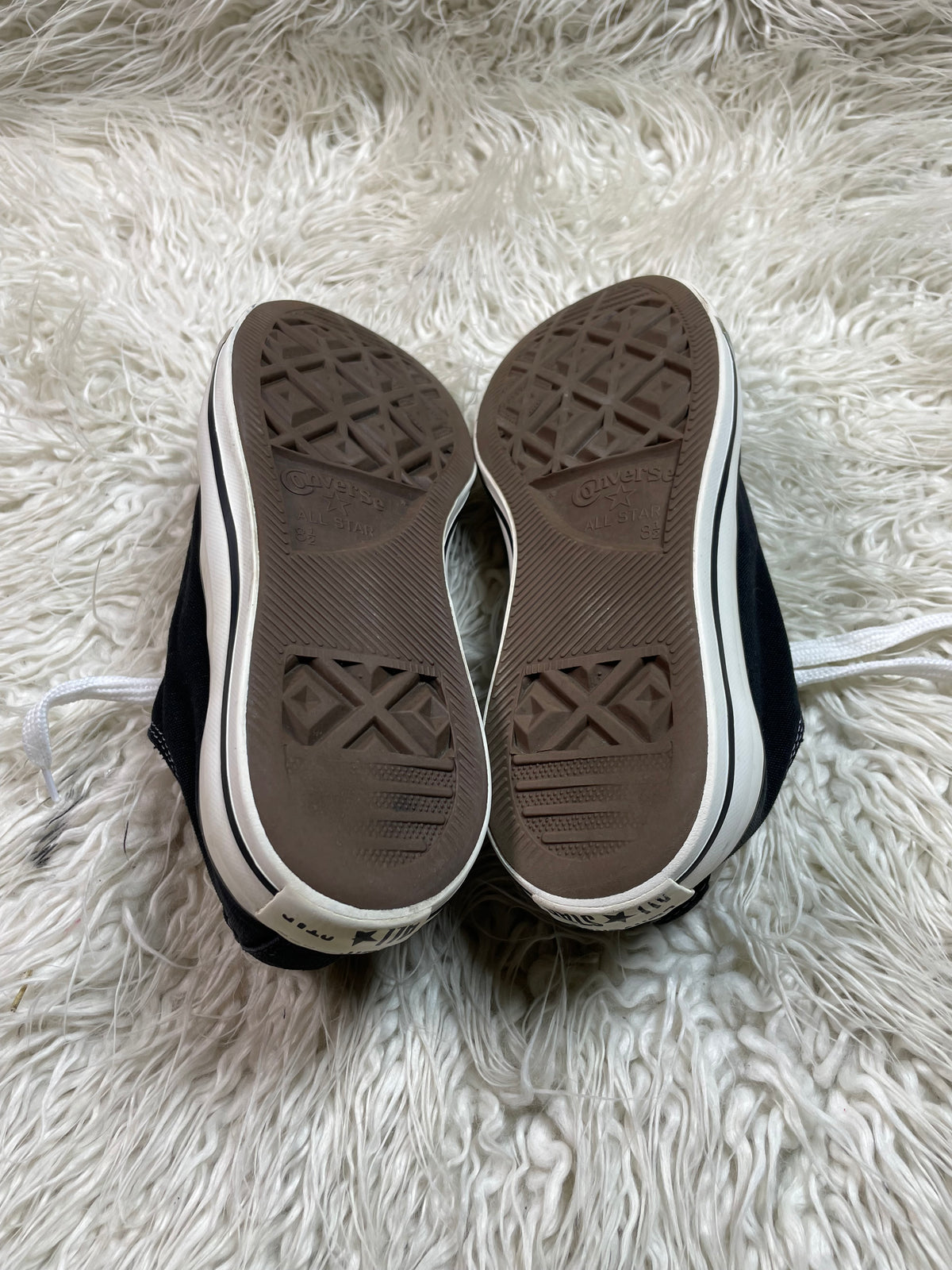 Chuck Taylor | Black & White | Lo top | Converse