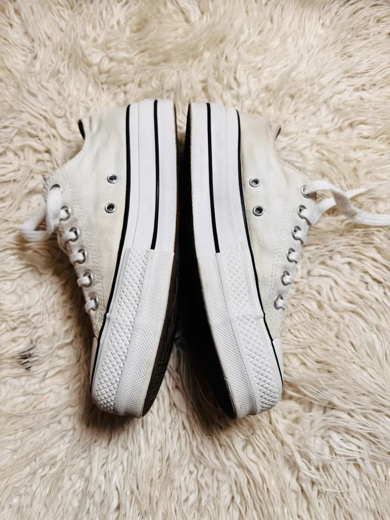 Chuck Taylor | White | High Heels | Converse Lo top