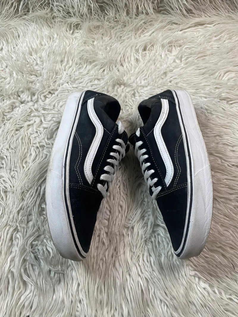 Vans | Black & White | Lo Top | Old Skool