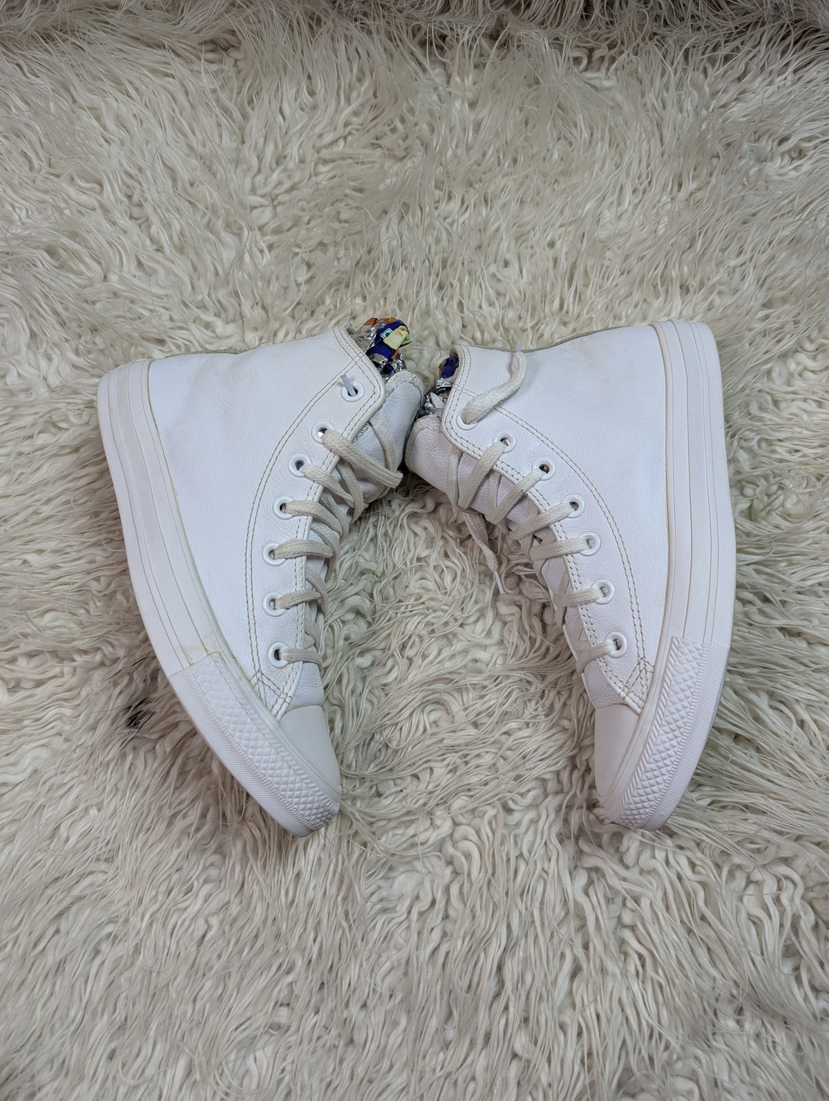 Chuck Taylor |  White | Leather | High top| Converse