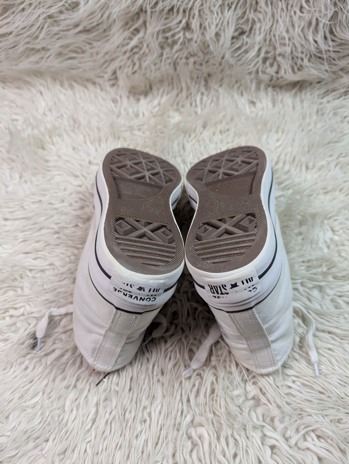 Chuck Taylor | White | High top| Converse | Platforms