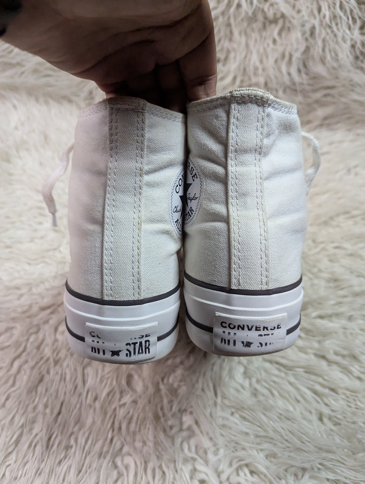 Chuck Taylor | White | High top| Converse | Platforms