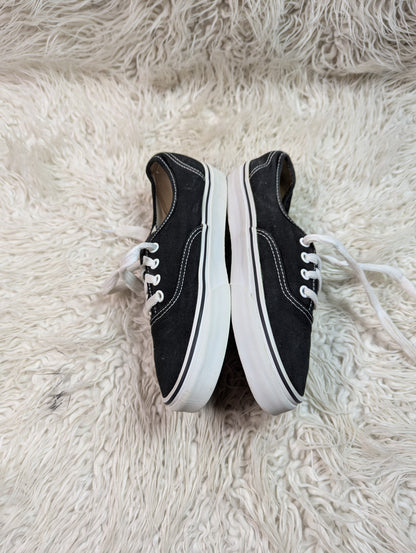 Vans Authentic | Black & White | Lo Top