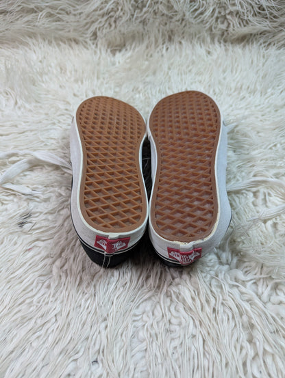 Vans Authentic | Black & White | Lo Top