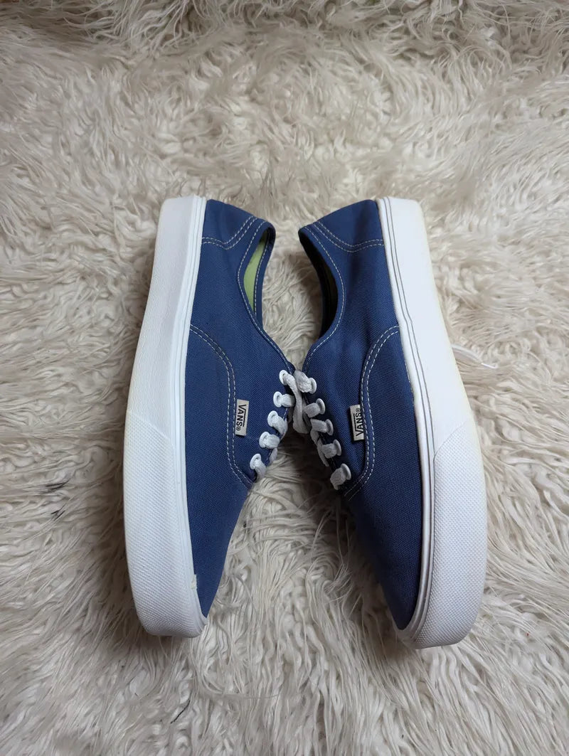 Vans Authentic | Navy Blue & White | Lo Top