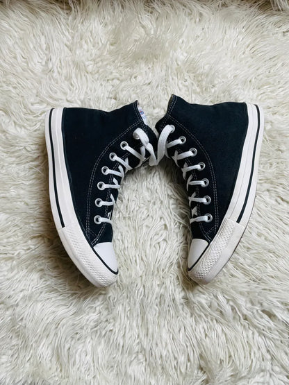 Chuck Taylor | Black & White | High top| Converse