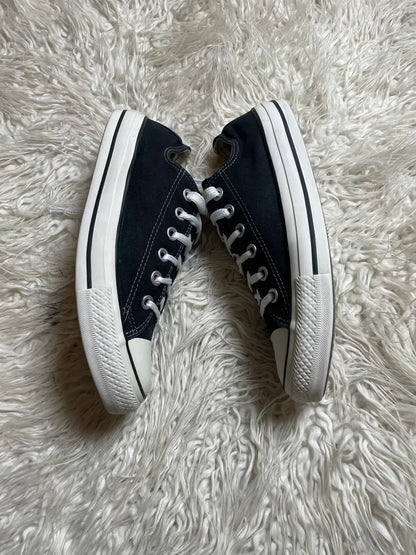Chuck Taylor | Black & White | Lo top | Converse