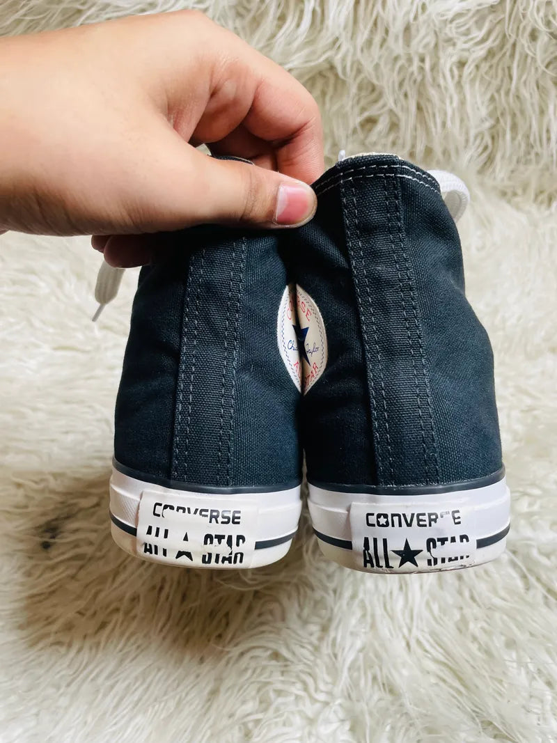 Chuck Taylor | Black & White | High top| Converse