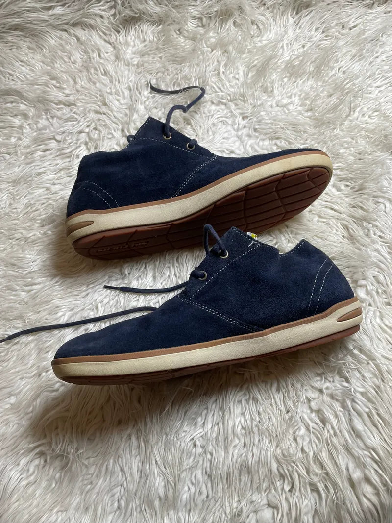dark blue suede casual shoes
