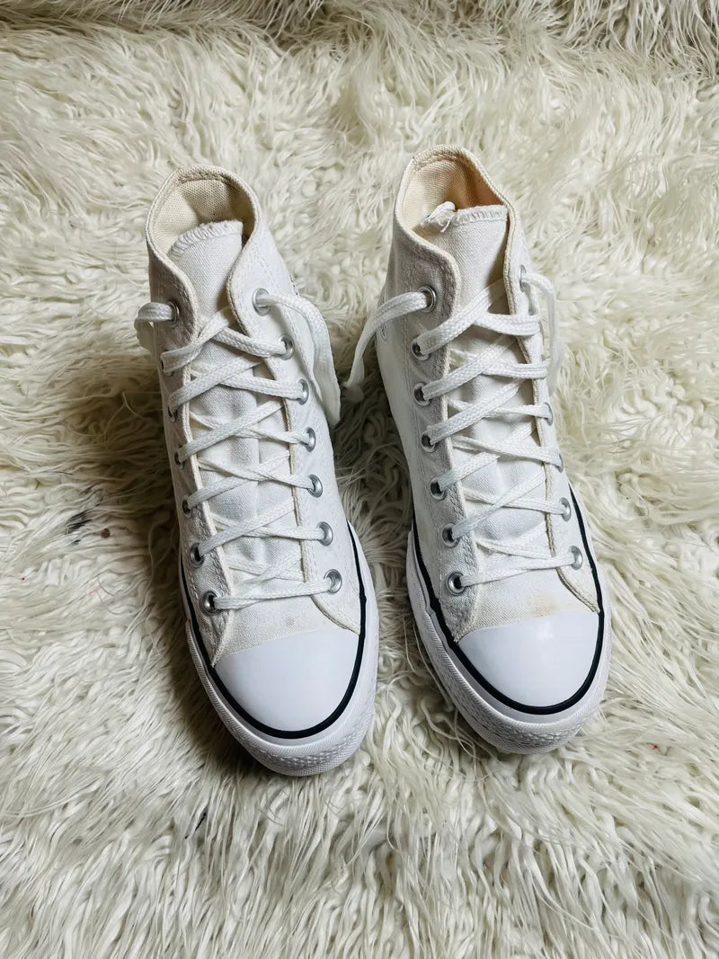 Chuck Taylor | White | High top | Hi Sole
