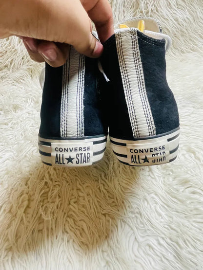 Chuck Taylor | Black & White | High top| Converse | Padded