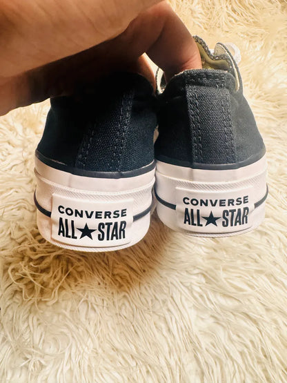 Chuck Taylor | Black & White | Lo top | Hi Sole