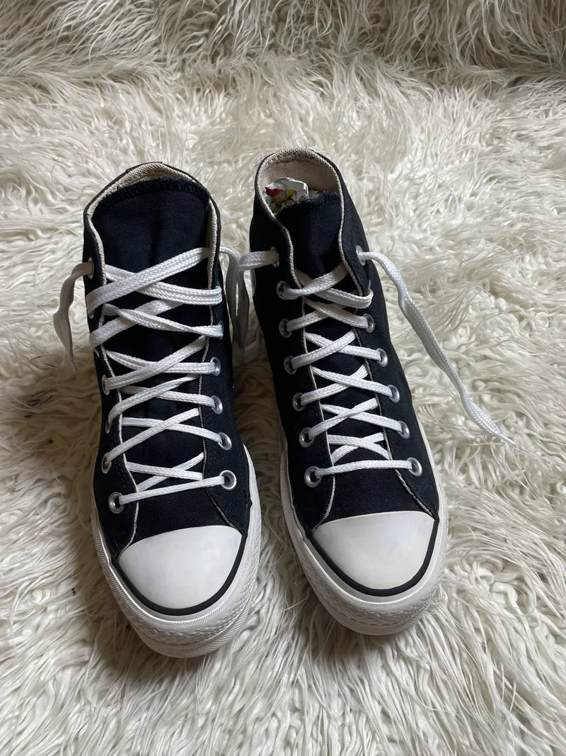 Chuck Taylor | Black & White | High top| Converse | Platforms