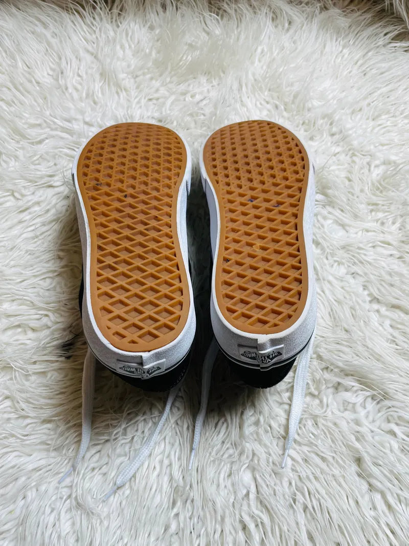 Vans | Black & White | Lo Top | Hi Sole | Old Skool