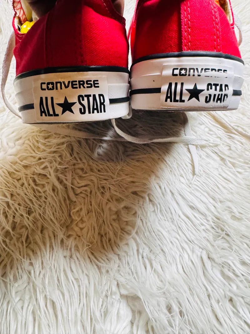 Chuck Taylor | Red & White | Lo top | Converse