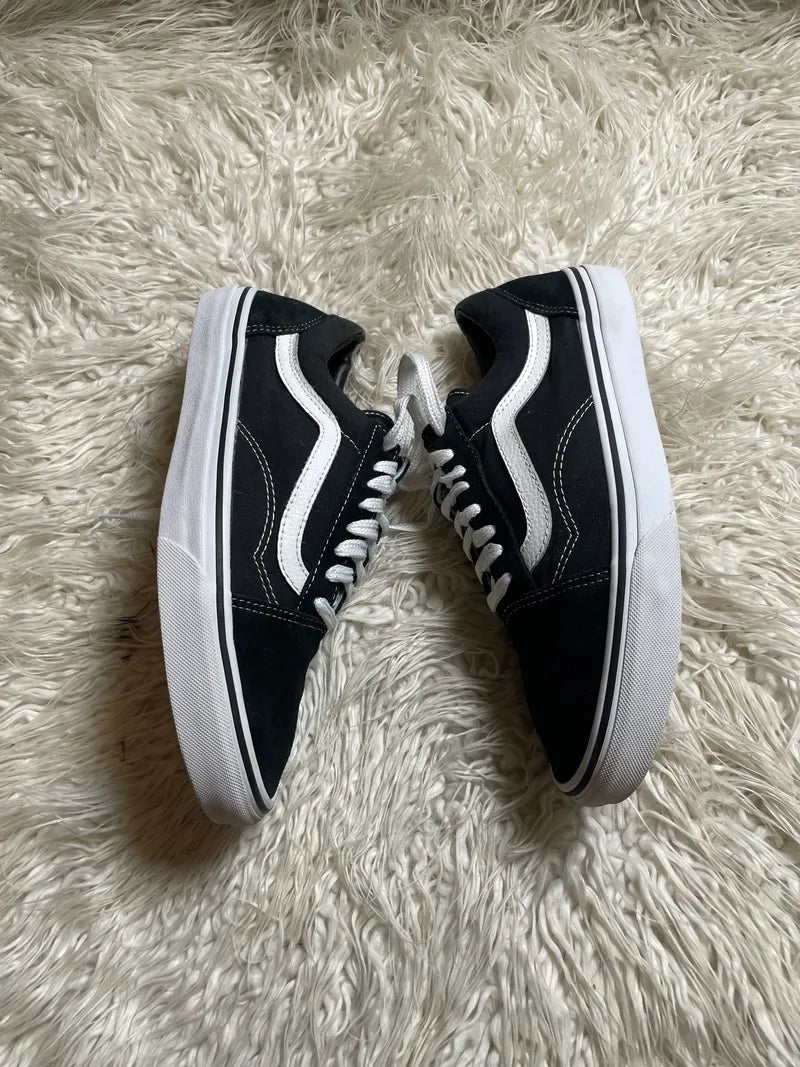 Vans | Black & White | Lo Top | Old Skool