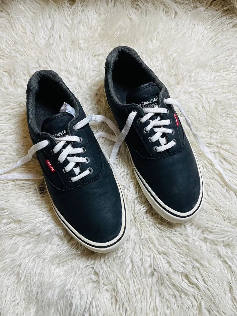Levi’s Men’s Thane Sneaker | Black & White