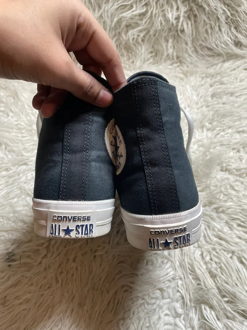 Chuck Taylor | Black & White | High top| Converse Padded