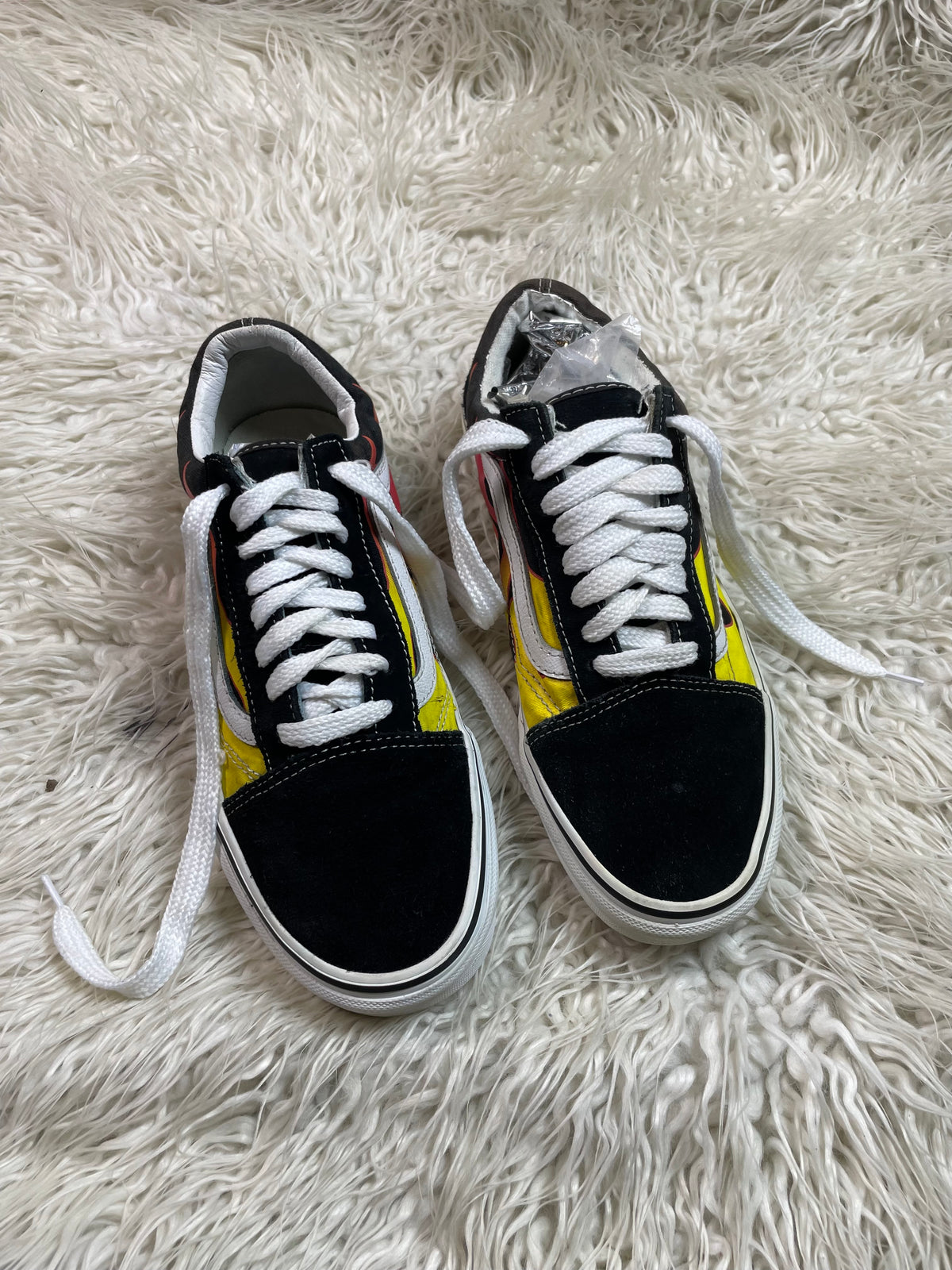 Vans old skool hell fire