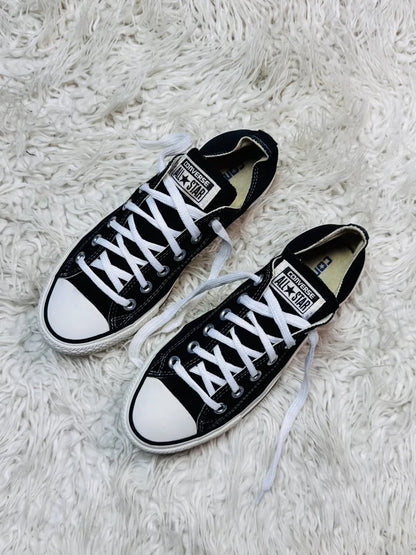 Chuck Taylor | Black & White | Lo top | Converse