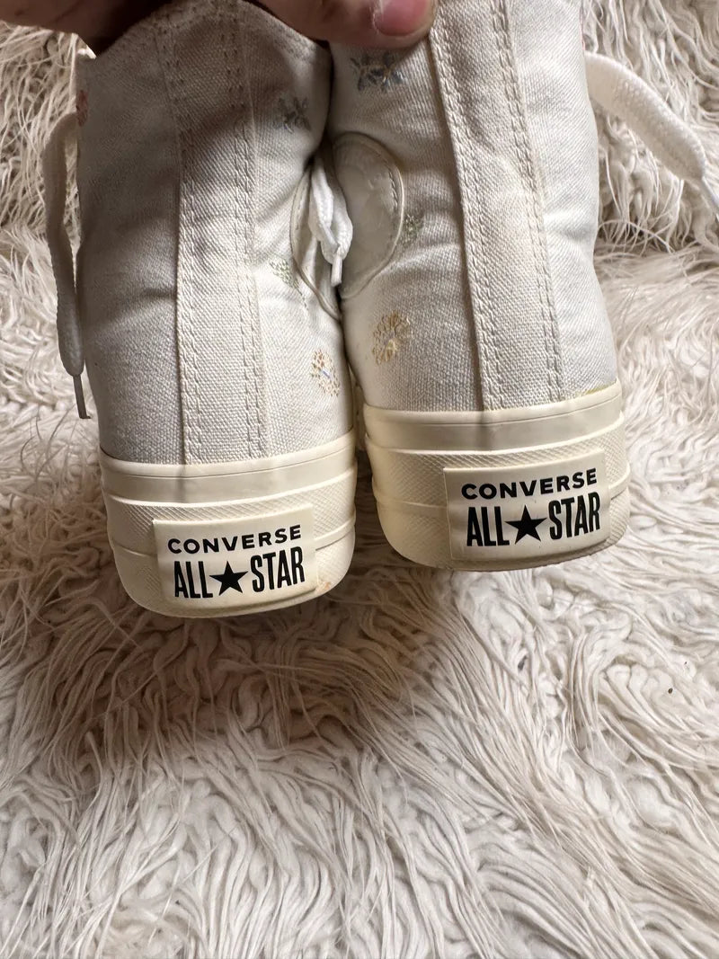 Converse Run-Star Hike⭐️🩷