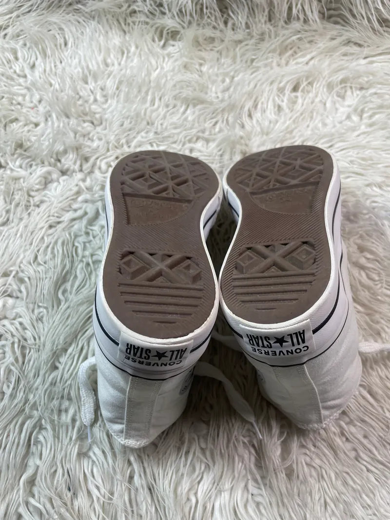 Chuck Taylor | White | High top| Converse | Platforms