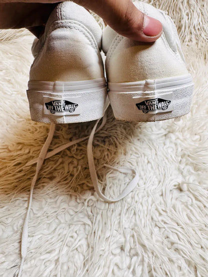 Vans | White | Lo Top | Old Skool