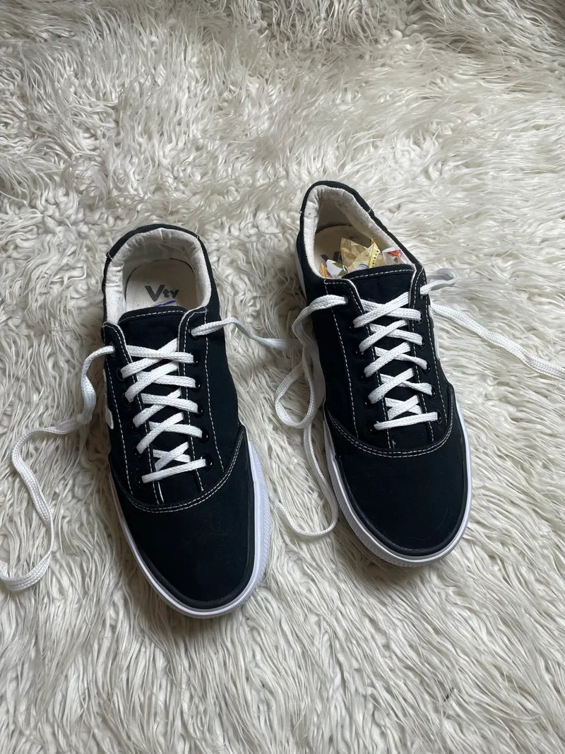 Vty Black Lo Top Hi Sole Sneakers