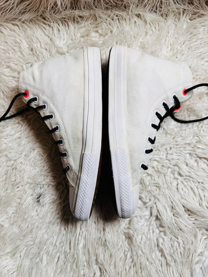 Chuck Taylor | White | Special edition | High top| Converse