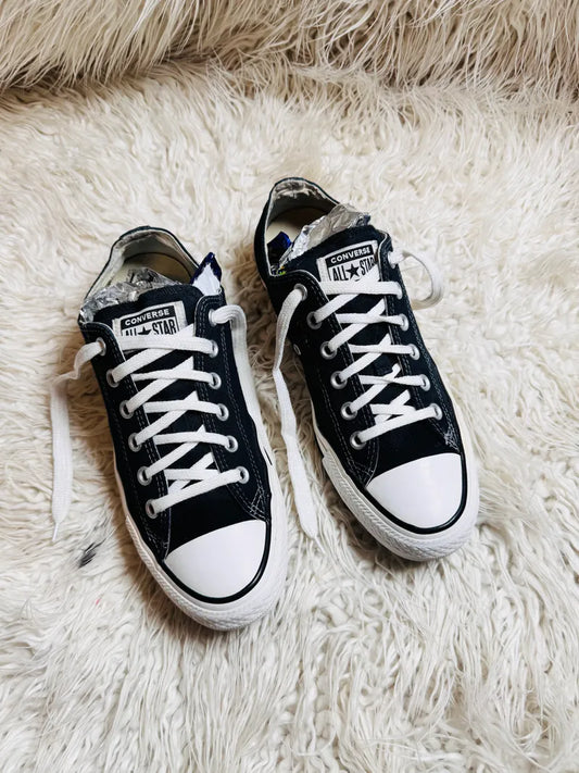 Chuck Taylor | Black & White | Lo top | Converse