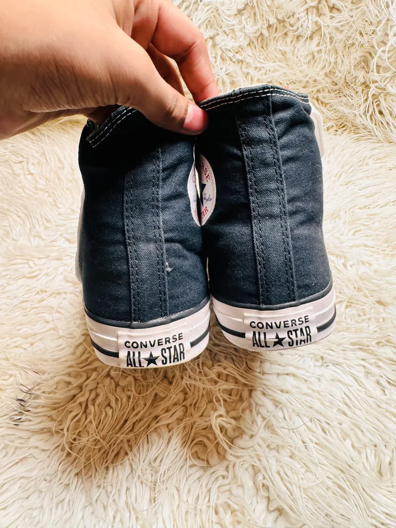 Chuck Taylor | Black & White | High top| Converse