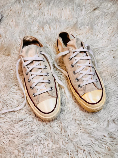 Converse All Star Chuck Taylor  70’s Lo Top Fawn Color sneakers