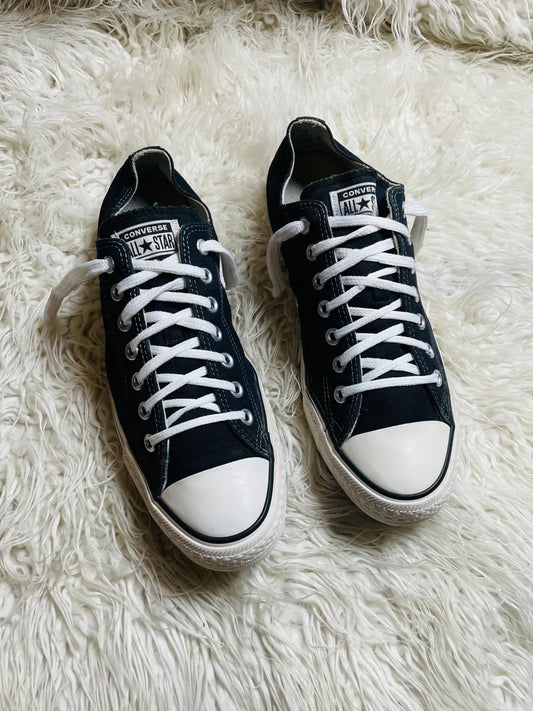Chuck Taylor | Black & White | Lo top | Converse