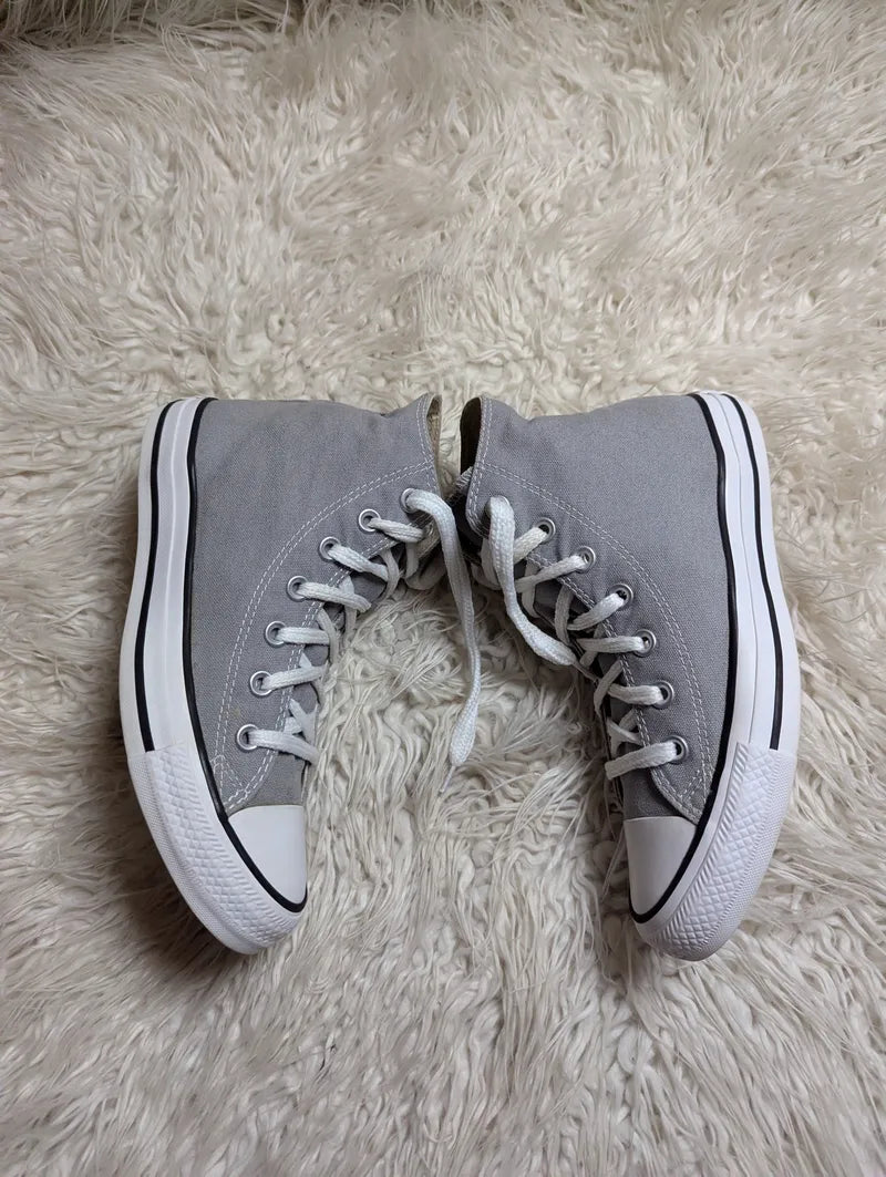 Chuck Taylor | Grey & White | High top| Converse