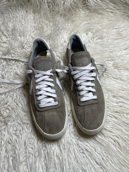 Convers One star Lo To