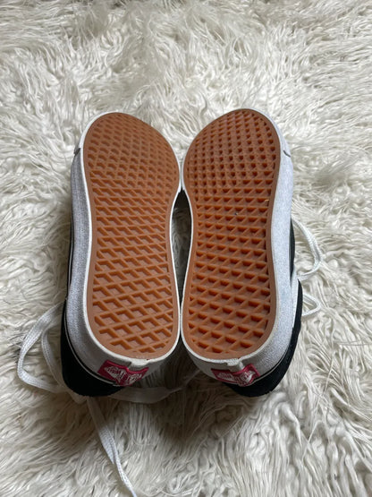 Vans | Black & White | Lo Top | Old Skool