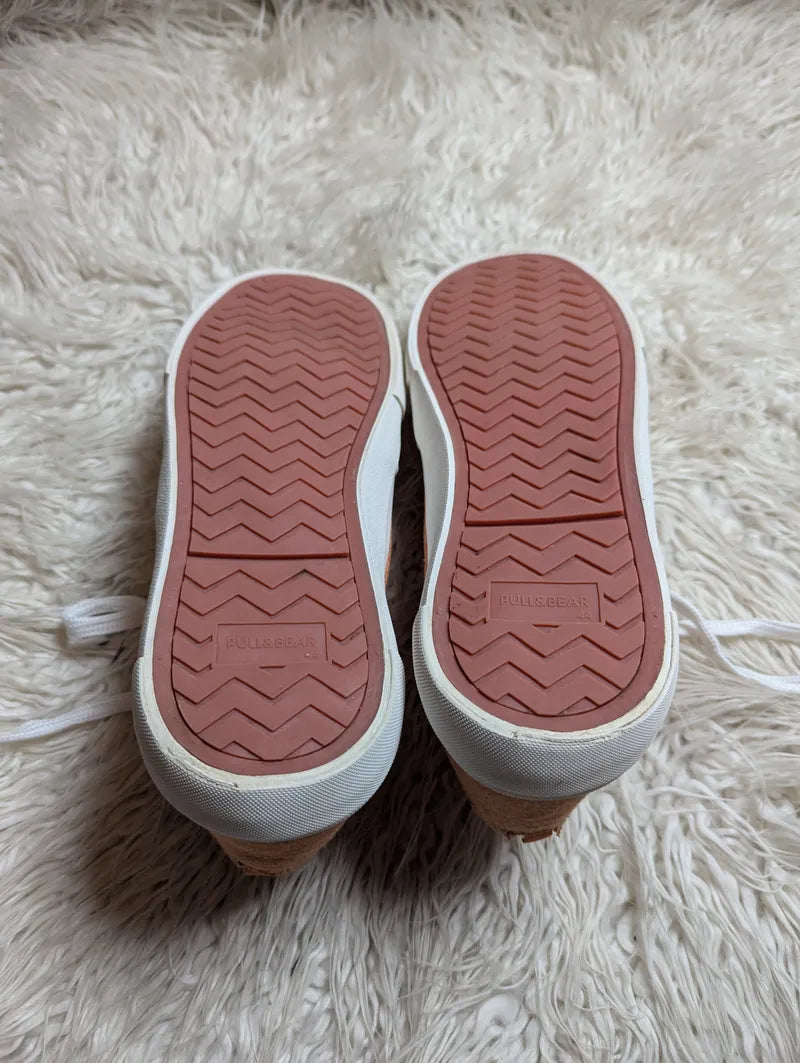 orange canvas low-top sneakers