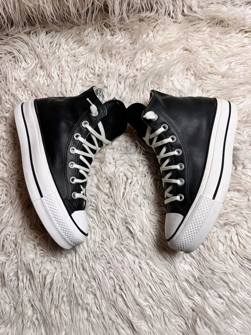 Converse Run-Star | Pure leather 🖤⭐️