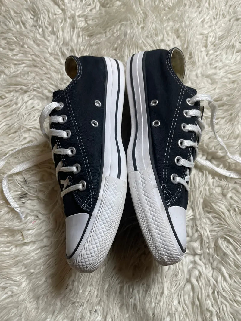 Chuck Taylor | Black & White | Lo top | Converse