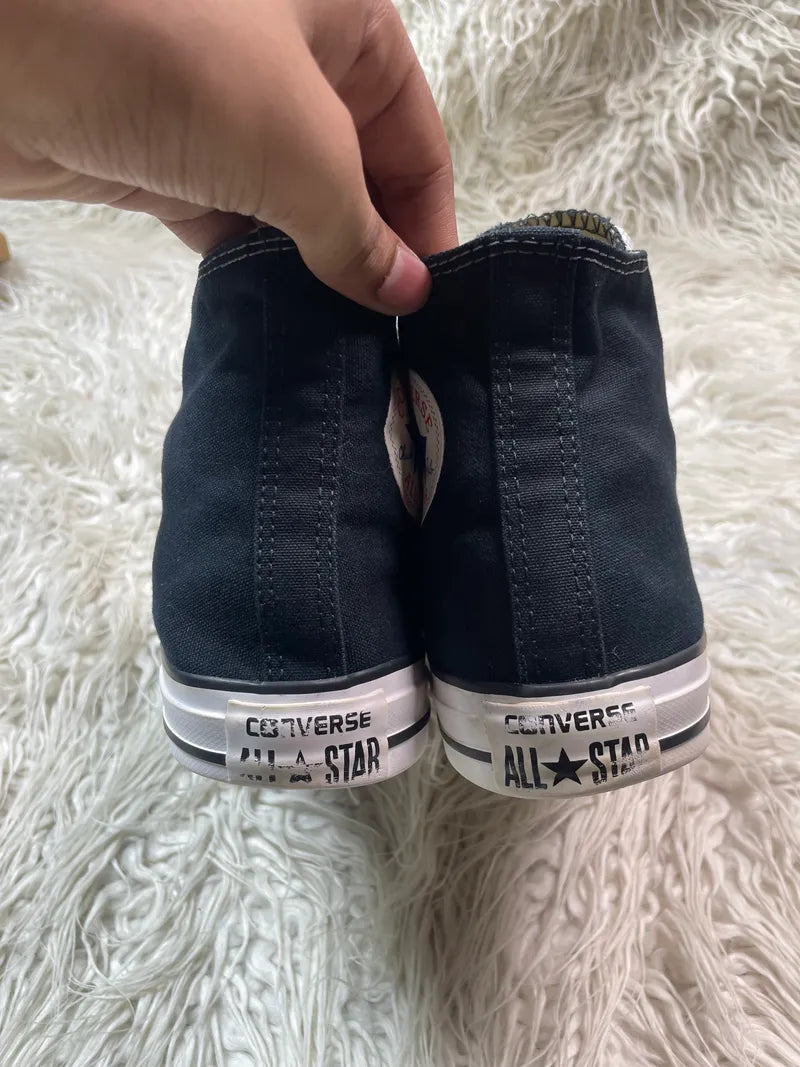 Chuck Taylor | Black & White | High top| Converse