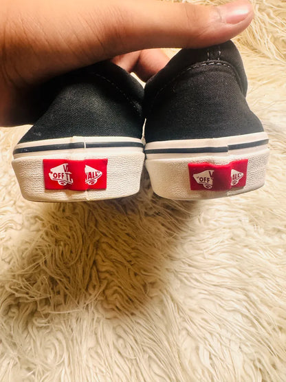 Vans | Black & White | Slip Ons