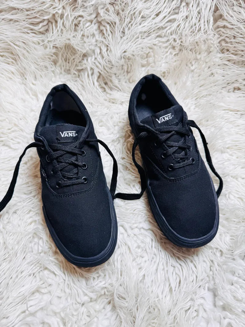 Vans Authentic | Black Hi Sole | Lo Top