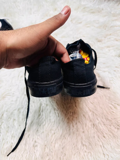 Chuck Taylor | Black | Lo top | Converse