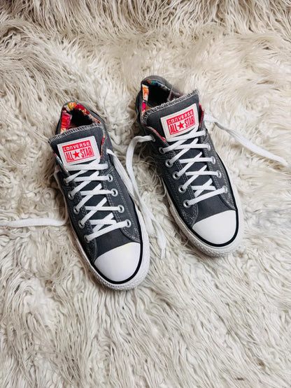 Chuck Taylor | Grey & White | Lo top | Converse