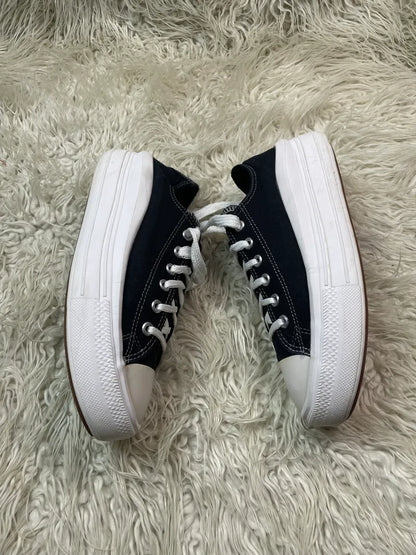 Chuck Taylor | Black & White | Lo Top | Converse Platform