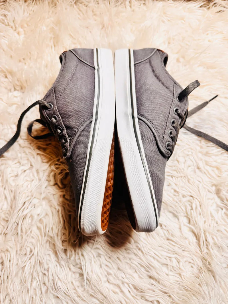 Vans | Grey & White | At Wood