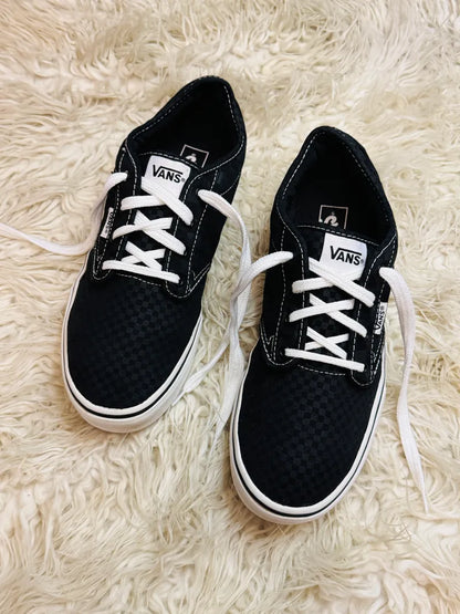Vans Low Top 🖤